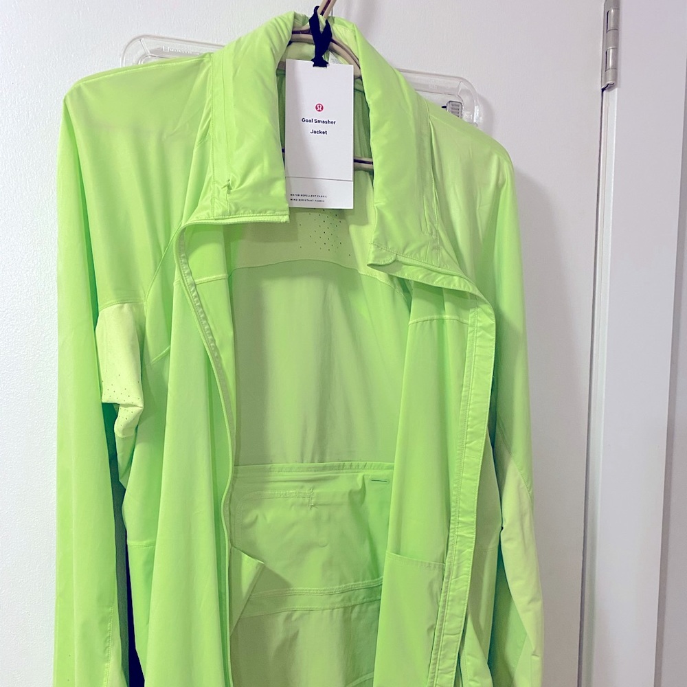 Lululemon goal smasher jacket